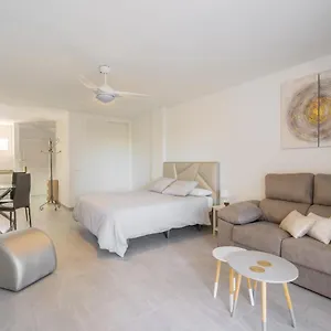 https://apartment-near-the-beach.es-andalucia.com